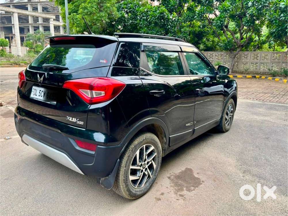 Mahindra Xuv300 W8, 2023, Petrol
