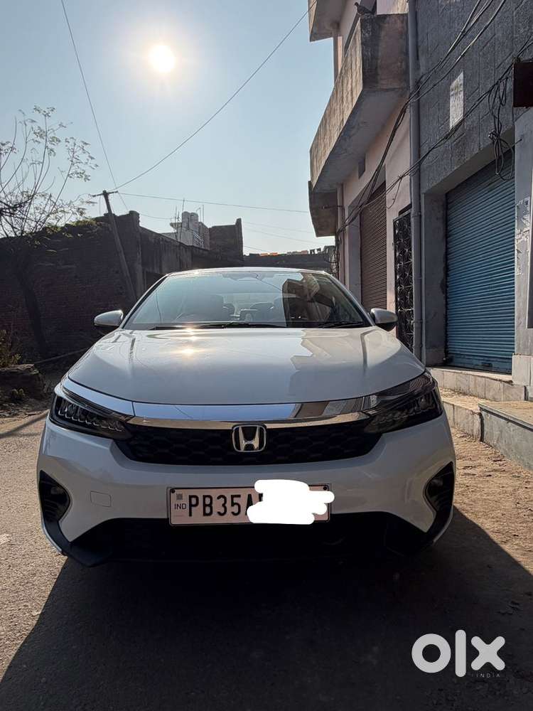 Honda City Zx 2023 Petrol 15100 Km Driven