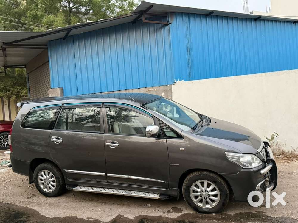 Toyota Innova 2012 Diesel Well Maintained