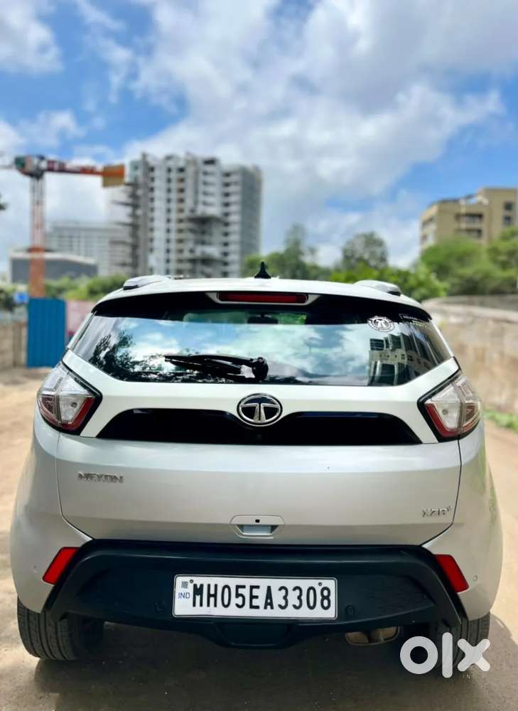 Tata Nexon 1.2 Revotron Xza Plus, 2019, Petrol