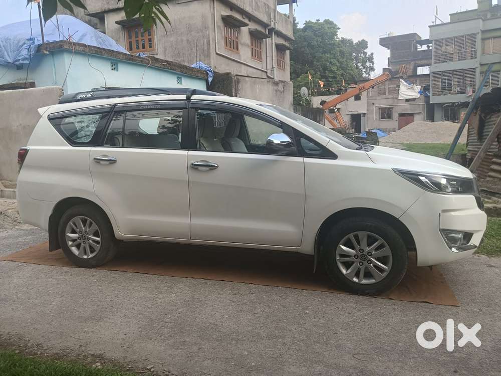 Toyota Innova Crysta 2.4 G Mt 8s, 2020, Diesel