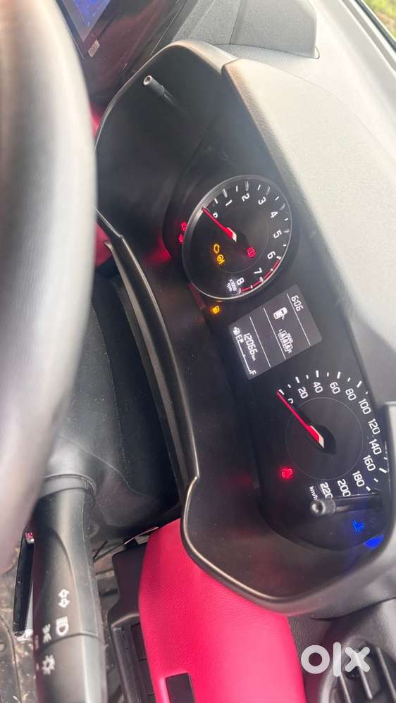 Maruti Suzuki Swift Petrol 2026
