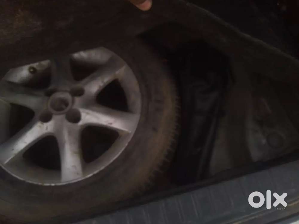 Toyota Corolla Petrol Manual 2005