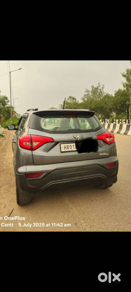 Mahindra Xuv300 W8 Option Diesel, 2023, Diesel