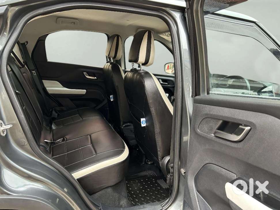 Tata Punch Creative Amt, 2023, Petrol