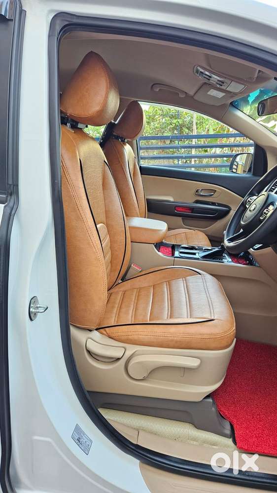 Kia Carnival Premium, 2021, Diesel