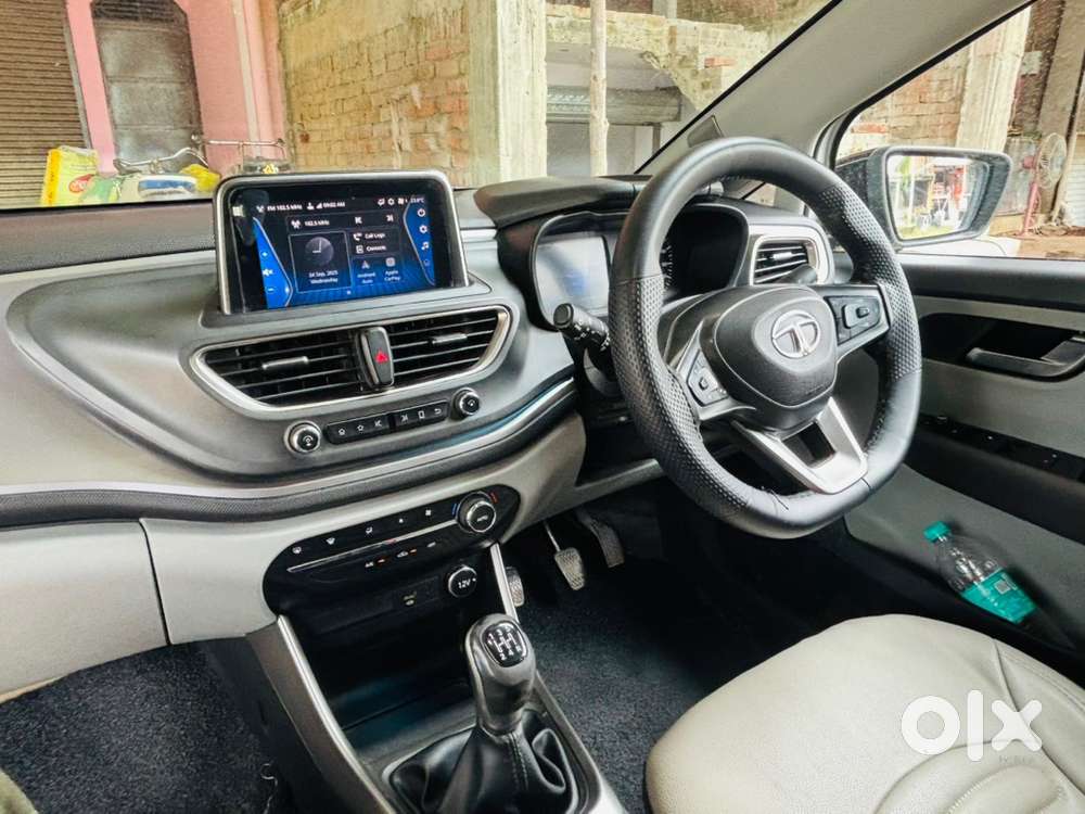 2021 Tata Altroz Petrol Manual