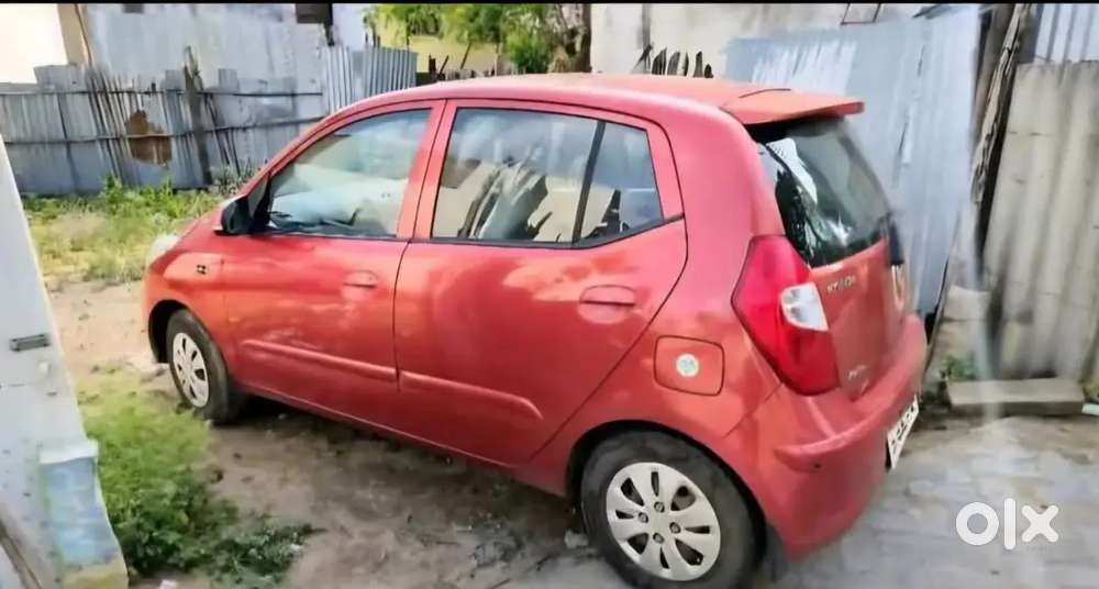 Hyundai I10 Sportz 2011