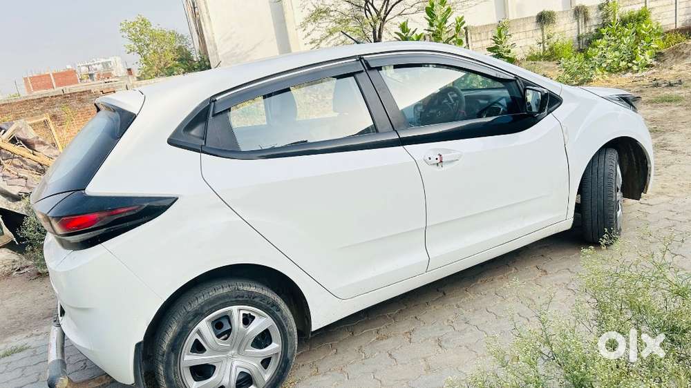 Tata Altroz 2021 Petrol 60000 Km Driven