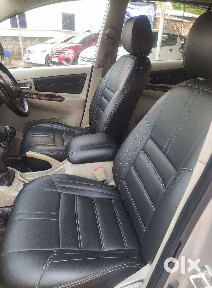 Toyota Innova 2.5 V 7 Str, 2012, Diesel