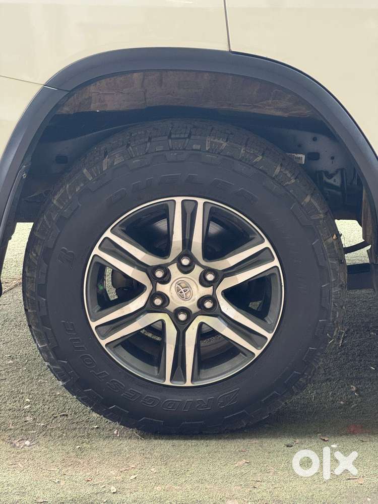 Toyota Fortuner [2021-ongoing] 2.8 2wd Diesel At, 2022, Diesel
