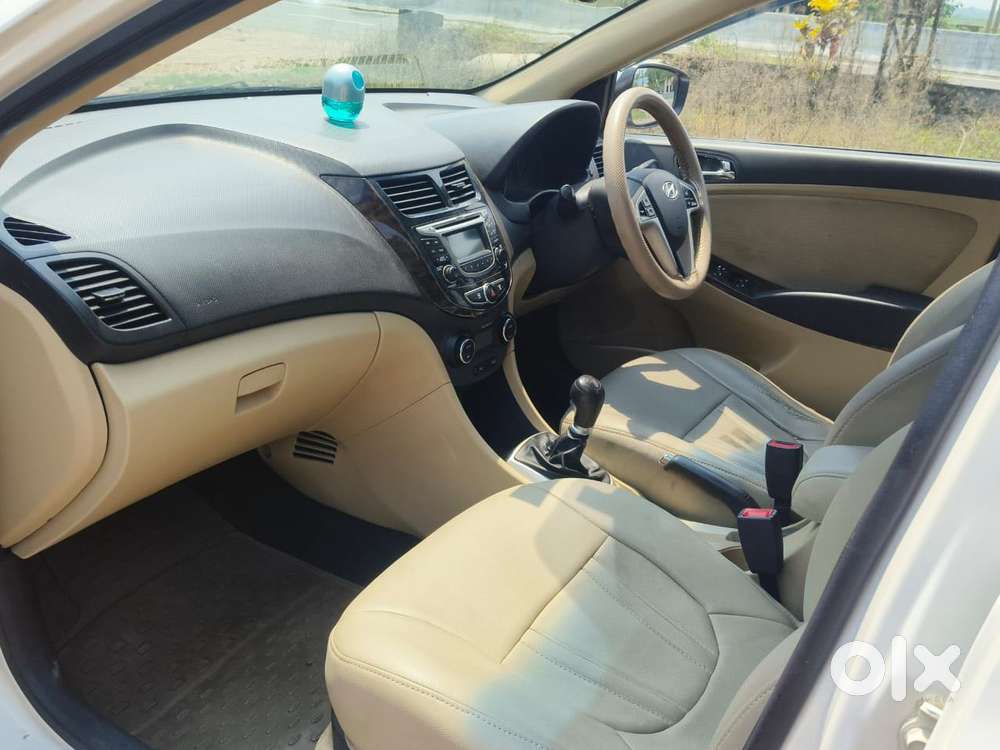 Hyundai Verna Vtvt 1.6 Sx, 2015, Petrol