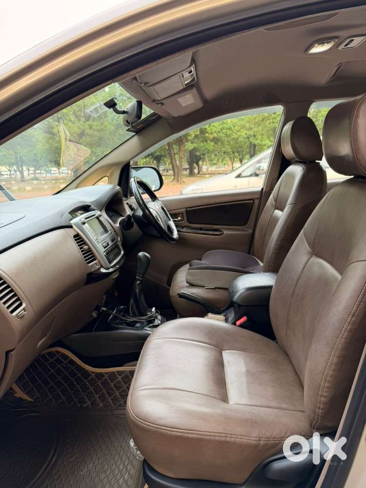 Toyota Innova Diesel 2015