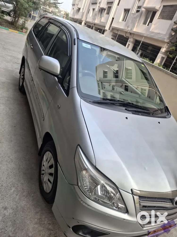 Toyota Innova 2013