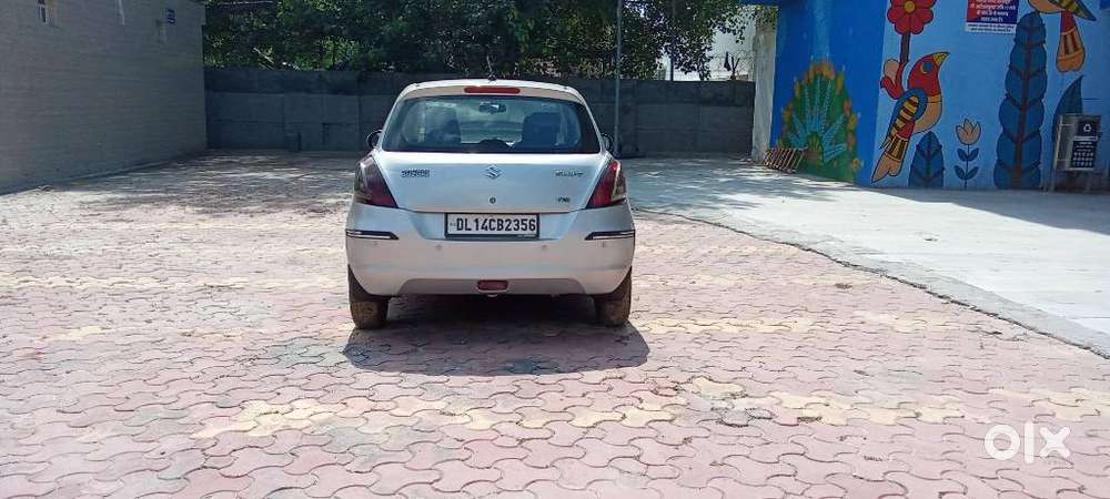 Maruti Suzuki Swift Vxi + Manual, 2015, Petrol