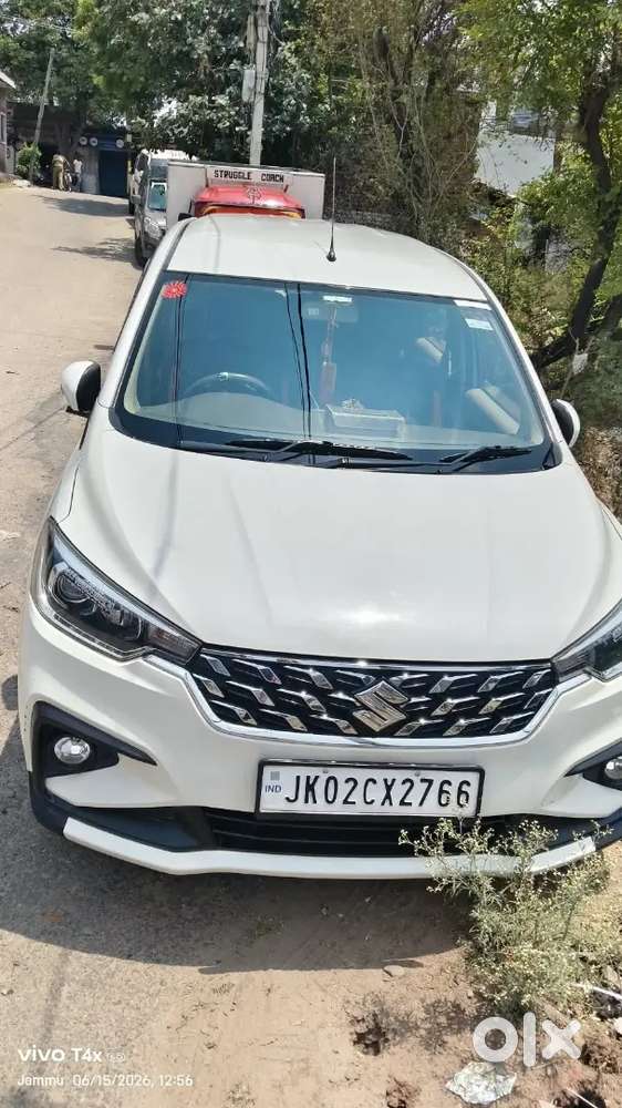 Maruti Suzuki Ertiga 2022 Petrol 34700 Km Driven
