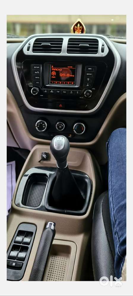 Mahindra Tuv 300 Mhawk100 T8, 2017, Diesel