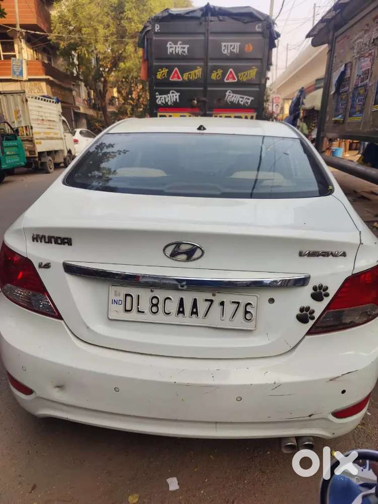 Hyundai Verna Fluidic 2012