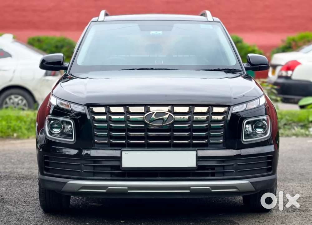 Hyundai Venue, 2025, Petrol