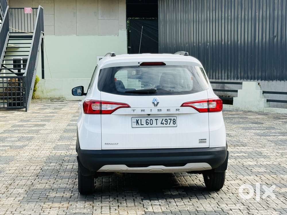 Renault Triber Rxz Easy-r Amt, 2021, Petrol
