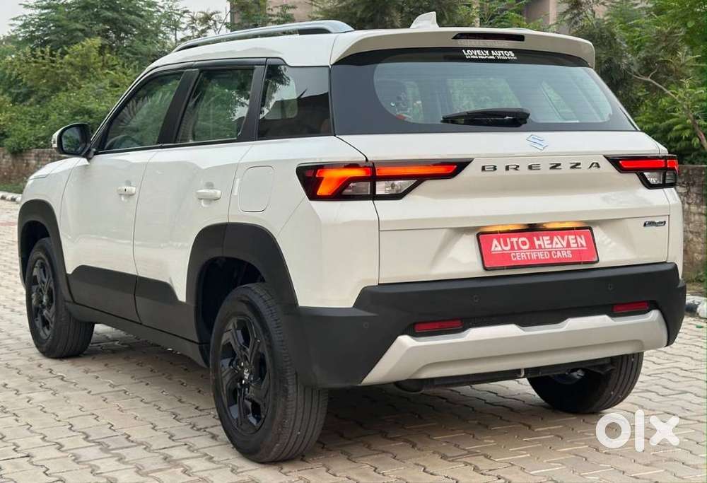 Maruti Suzuki Brezza 1.5 Zxi At Smart Hybrid, 2026, Petrol