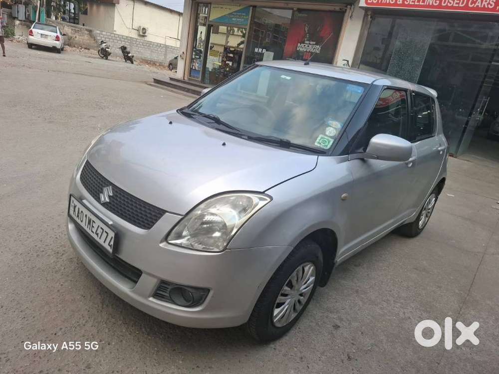 Maruti Suzuki Swift Vxi 1.2 Abs Bs-iv, 2009, Petrol