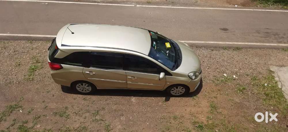 Honda Mobilio 2014