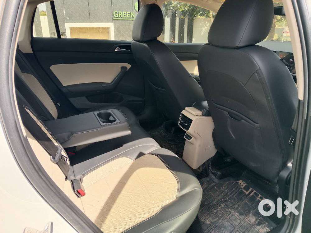 Skoda Slavia Style 1.0l Tsi Mt, 2022, Petrol