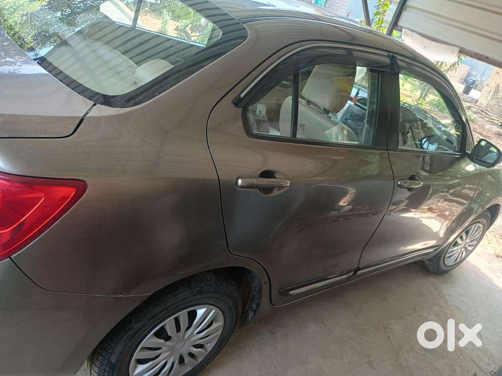 Maruti Suzuki Dzire 2017 Petrol Well Maintained