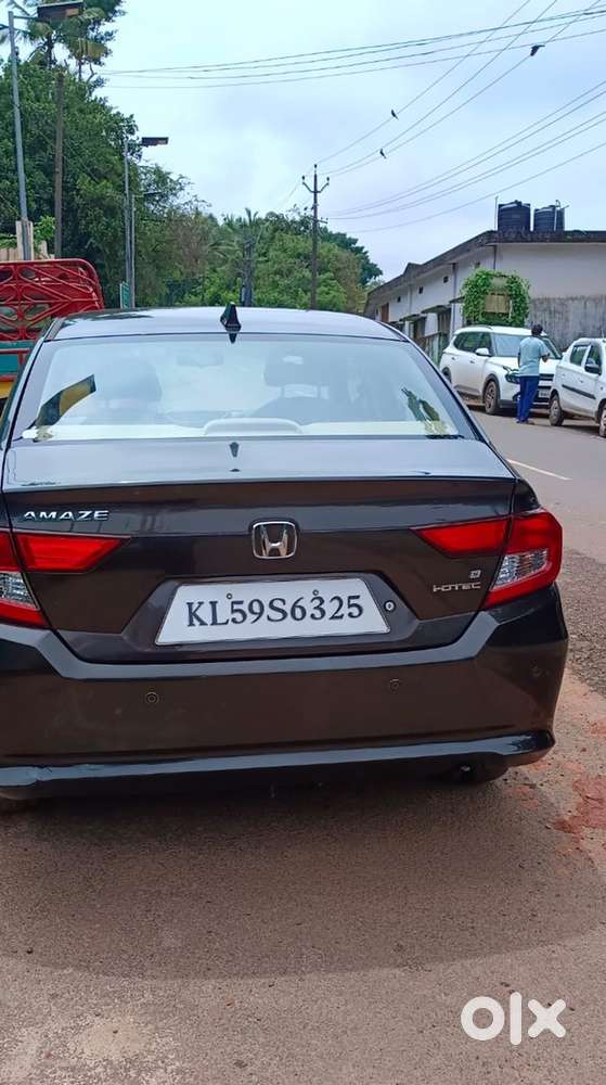 Honda Amaze Black Colour Well Good Condition