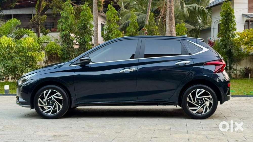 Hyundai I20 Asta 2025 Km Driven 11100
