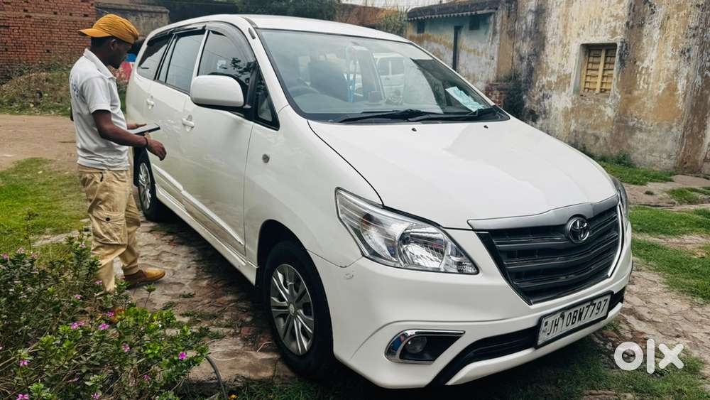 Toyota Innova 2020 Diesel Well Maintained