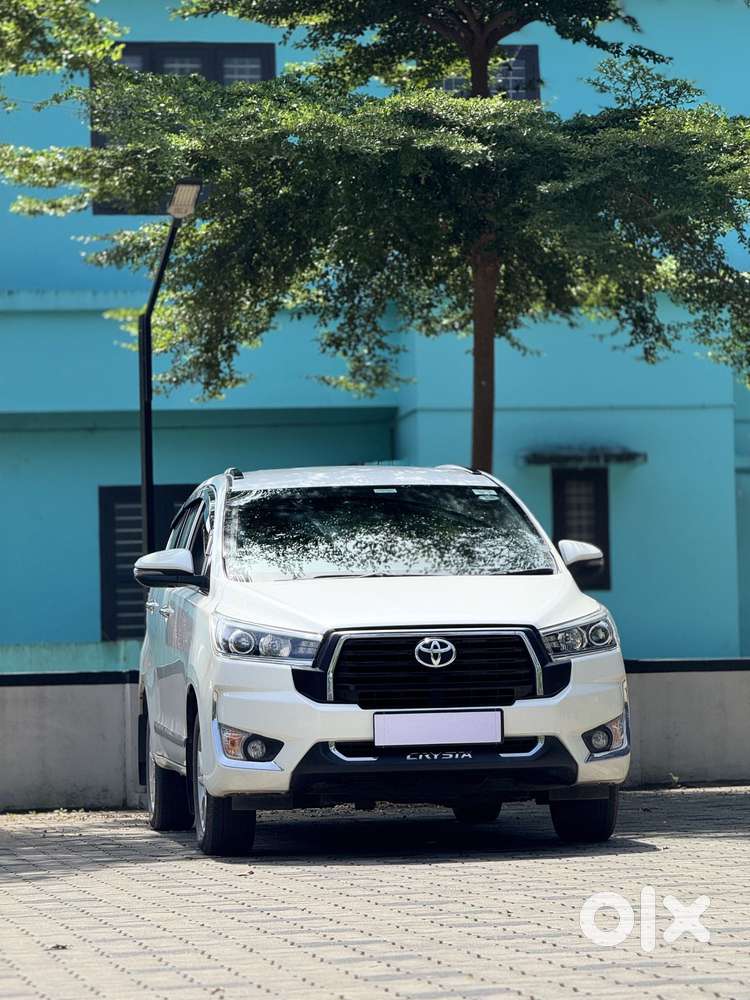 Toyota Innova Crysta [2020-ongoing] 2.4 Vx 7 Str, 2020, Diesel