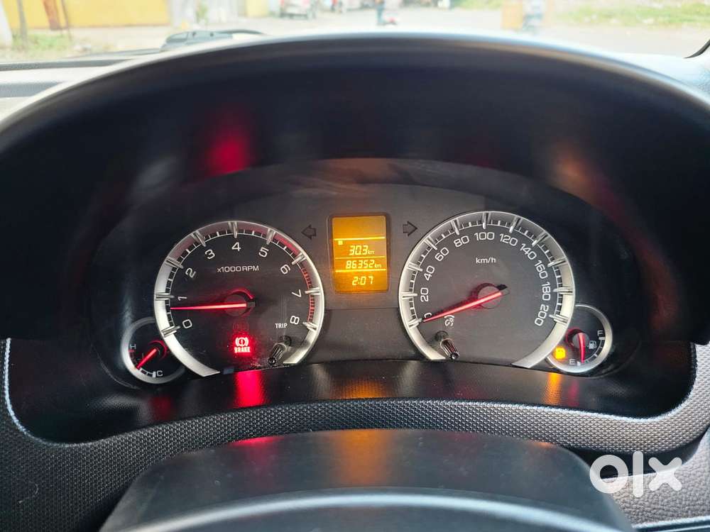 Maruti Suzuki Swift Vxi, 2015, Petrol