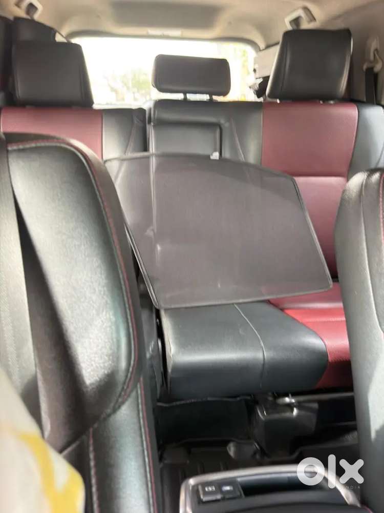 Toyota Fortuner Legender 2023