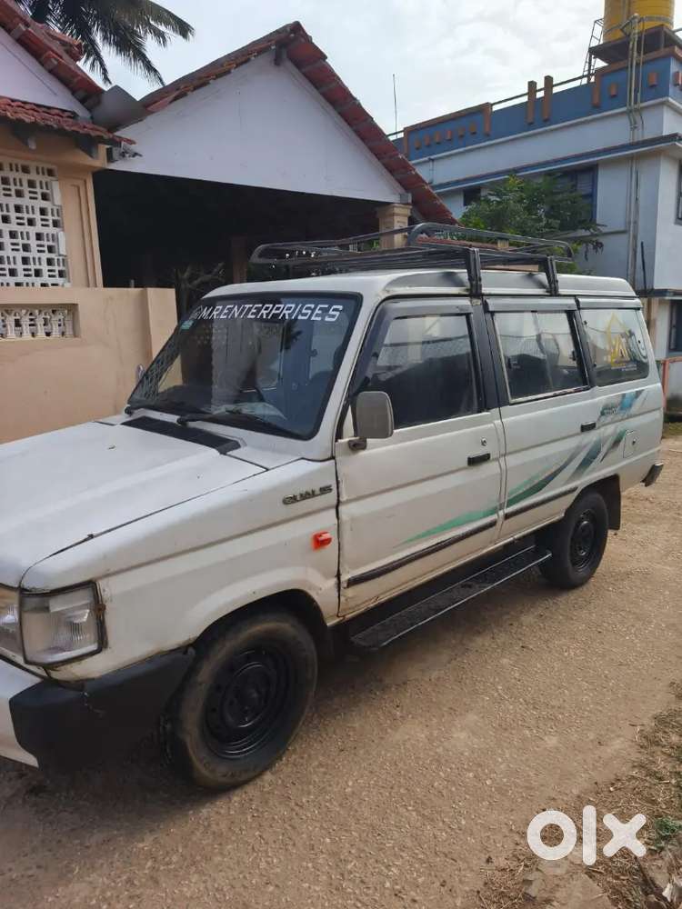 Toyota Qualis Gs 2000