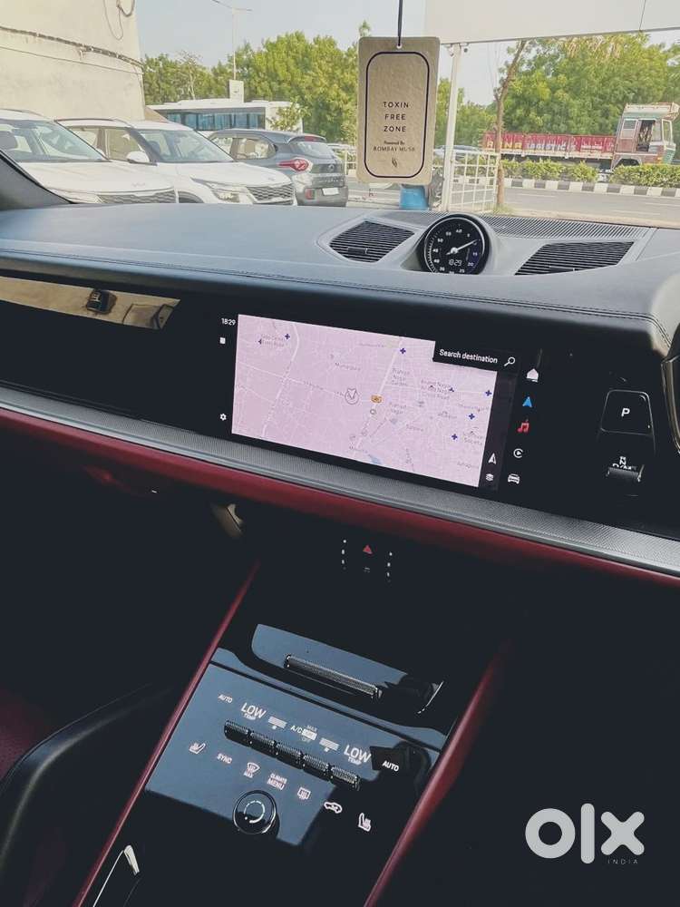Porsche Cayenne Turbo S, 2024, Petrol