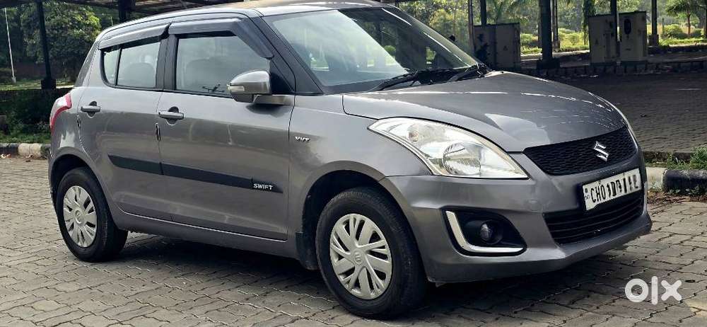 Maruti Suzuki Swift Vxi Optional, 2015, Petrol