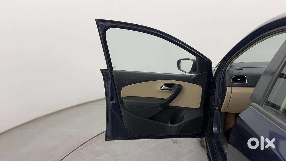 Volkswagen Polo 2009-2013 Petrol Highline 1.2l, 2015, Petrol