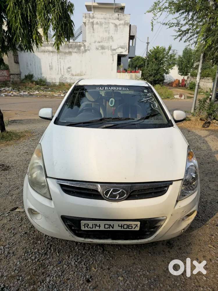 Hyundai I20 Sportz 2011