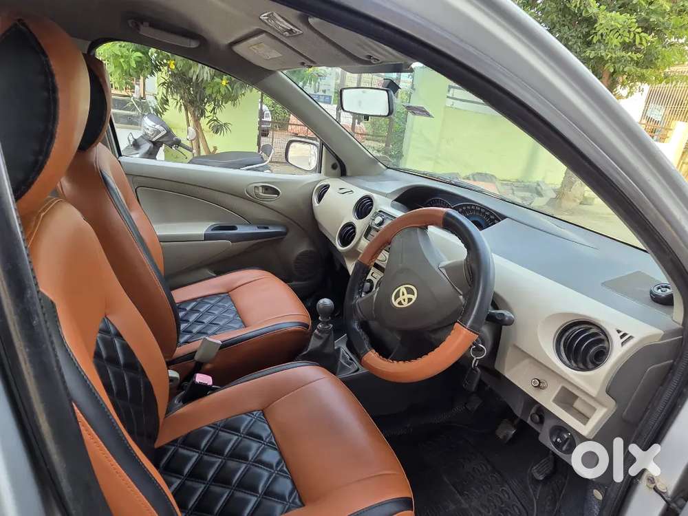 Toyota Etios Liva 2014 Diesel 180000 Km Driven