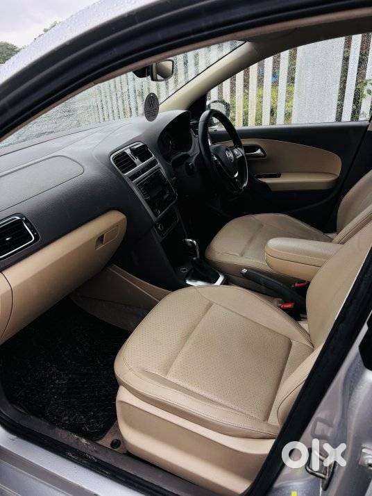 Volkswagen Vento 1.2 Tsi Highline Plus At, 2016, Petrol