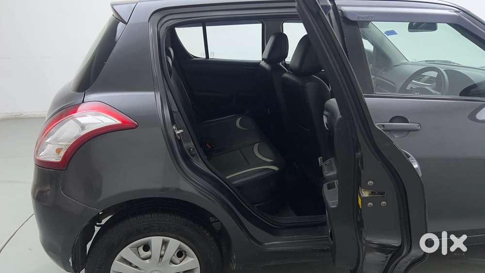 Maruti Suzuki Swift 1.2 Lxi (o), 2017, Petrol