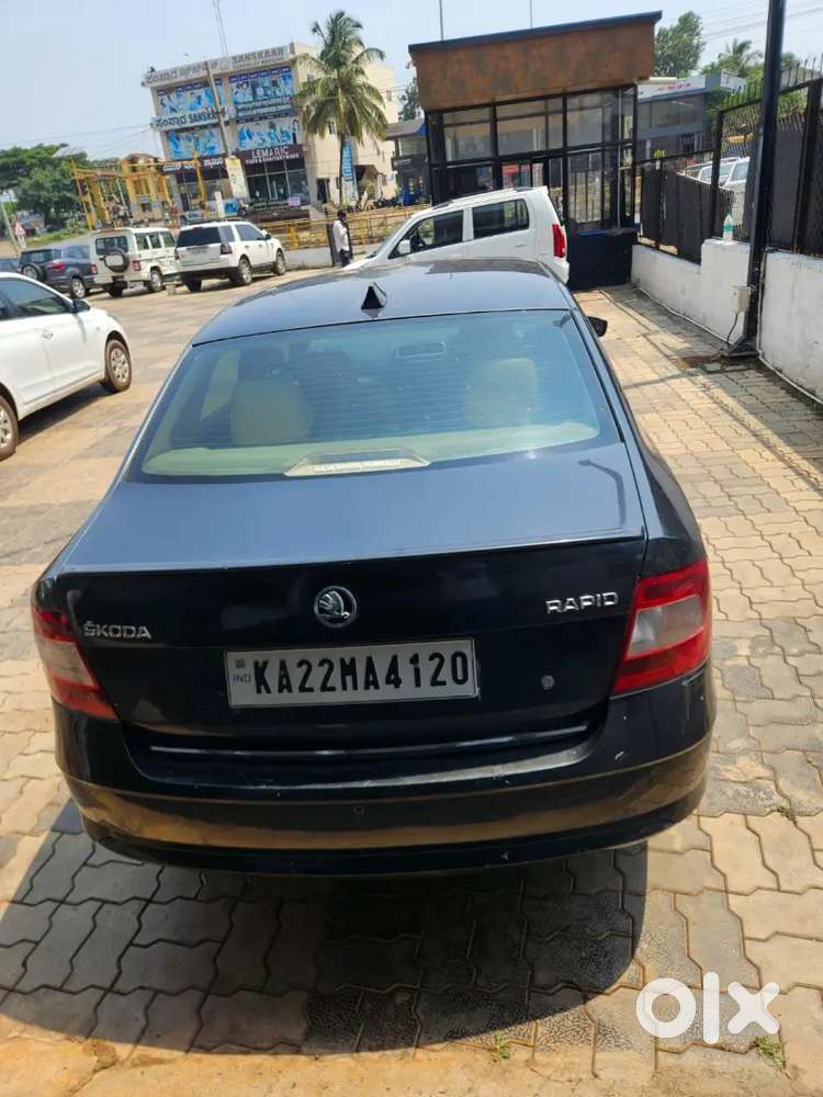 Skoda Rapid 2017 Diesel 122000 Km Driven Clean Condition
