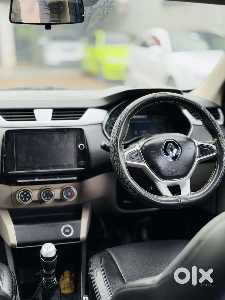 Renault Triber Rxz, 2020, Petrol