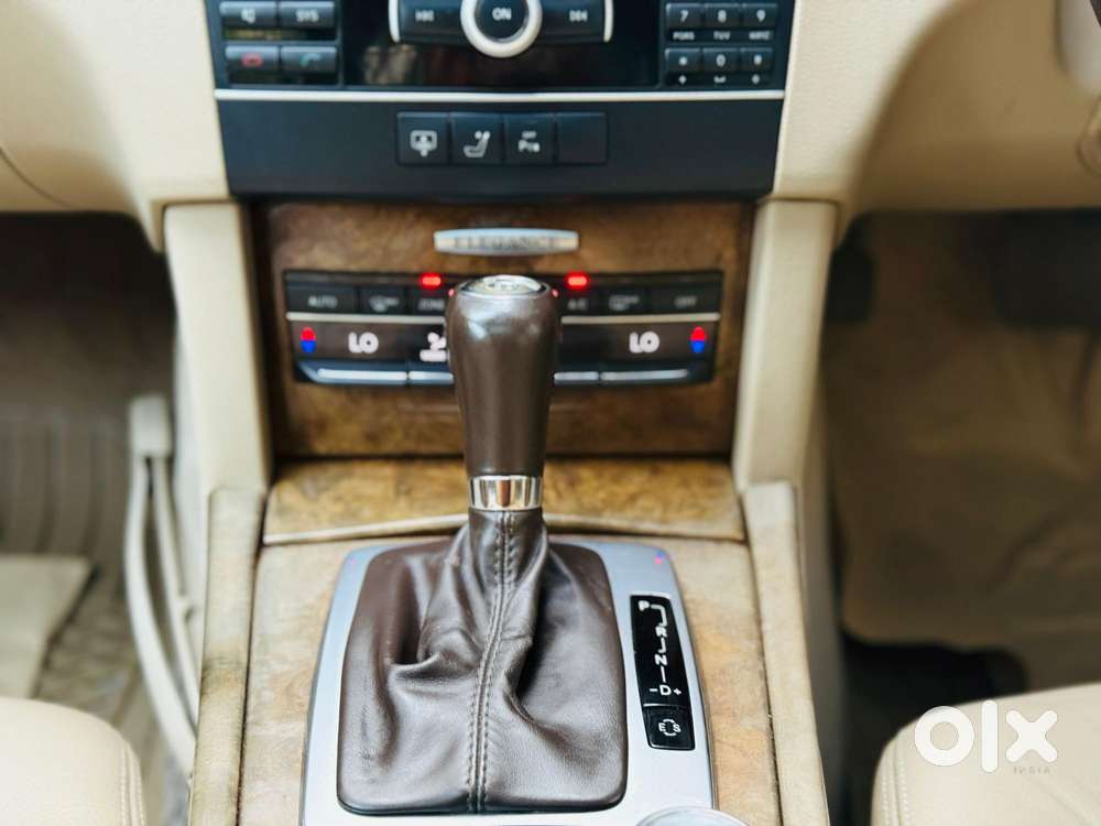 Mercedes-benz E-class 200, 2011, Petrol