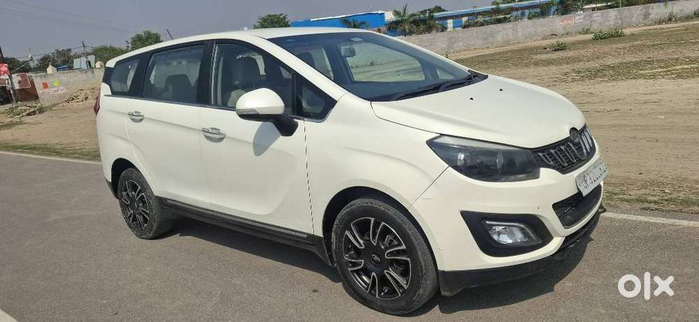 Mahindra Marazzo M8 8str, 2020, Diesel