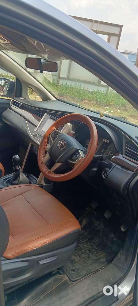 Toyota Innova Crysta [2020-ongoing] 2.4 Vx 8 Str, 2018, Diesel