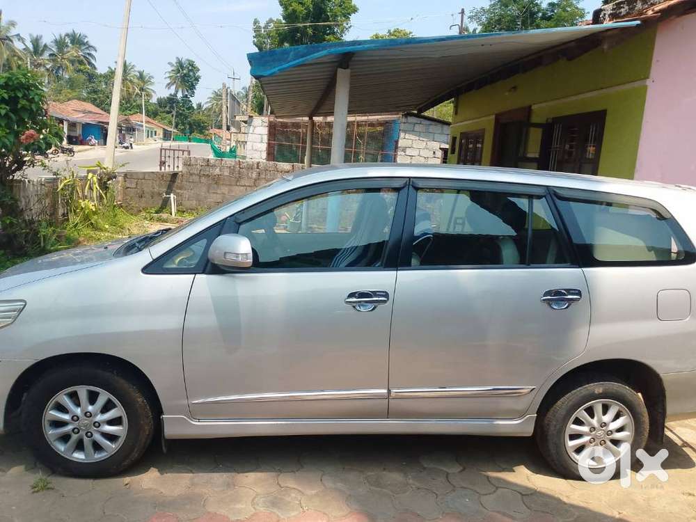 Toyota Innova 2.5 V Bs3 Well Maintained