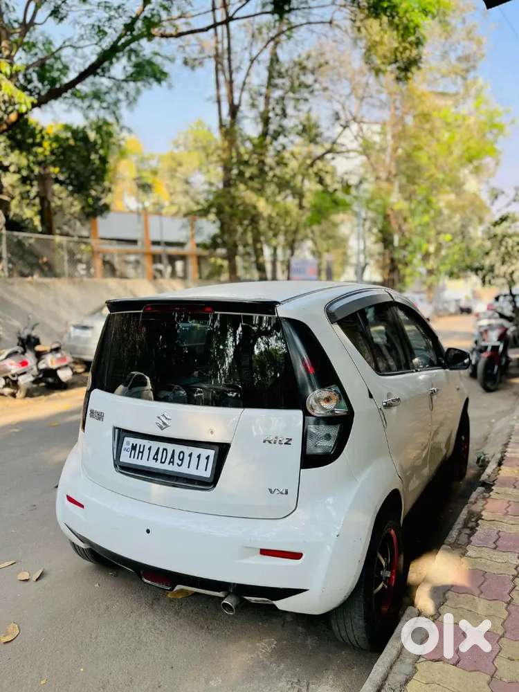 Petrol + Cng Well Maintaine  Car